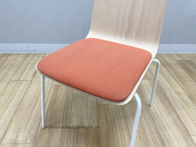 �X�^�b�L���O�`�F�A�@�I���@�m�b�g���[�N�@�N�b�V�����^�C�v�@KLL-120C-GHD4