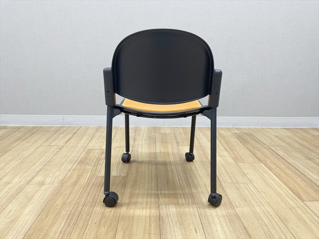 �X�^�b�L���O�`�F�A�@�I���@VM�@���N�b�V�����^�C�v�@�L���X�^�[�t�@MC-V26SEH OR