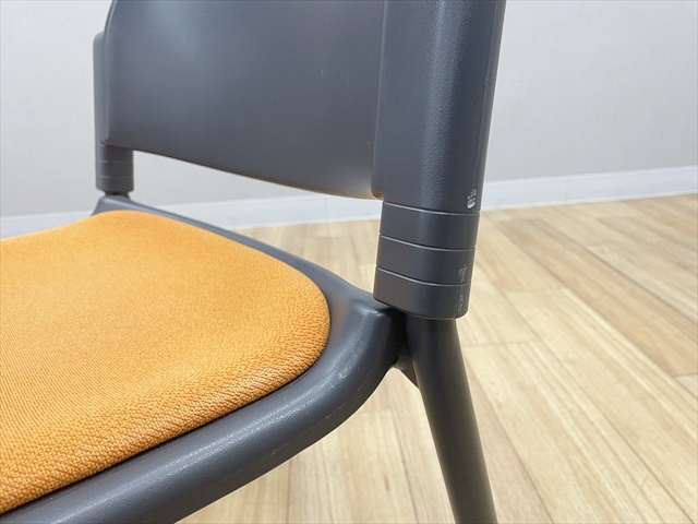 �X�^�b�L���O�`�F�A�@�I���@VM�@���N�b�V�����^�C�v�@�L���X�^�[�t�@MC-V26SEH OR