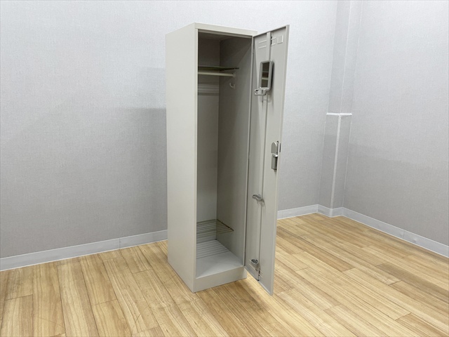 1�l�p���b�J�[�@LK�^�@LK-1F1E