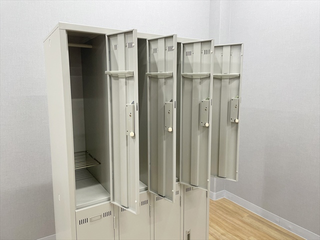 8人用ロッカー 4列2段 SLK型 SLK-8[生興][中古]|ロッカー-ロッカー 