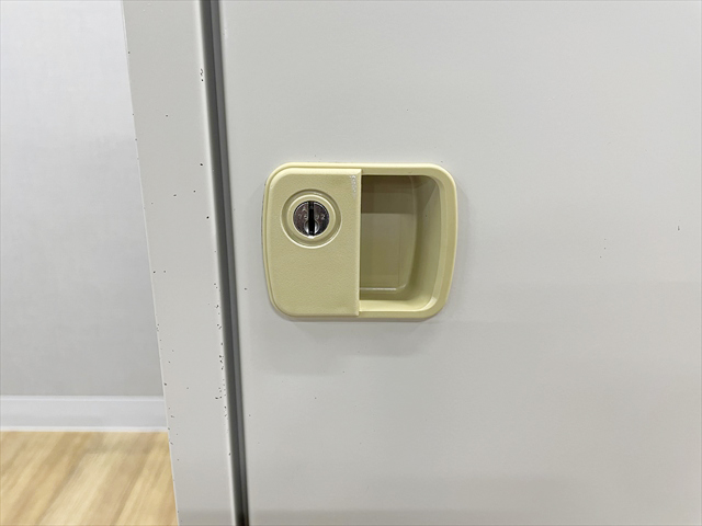 4人用ロッカー L型 HDL-0941SS-WE[イトーキ][中古]|ロッカー-ロッカー 