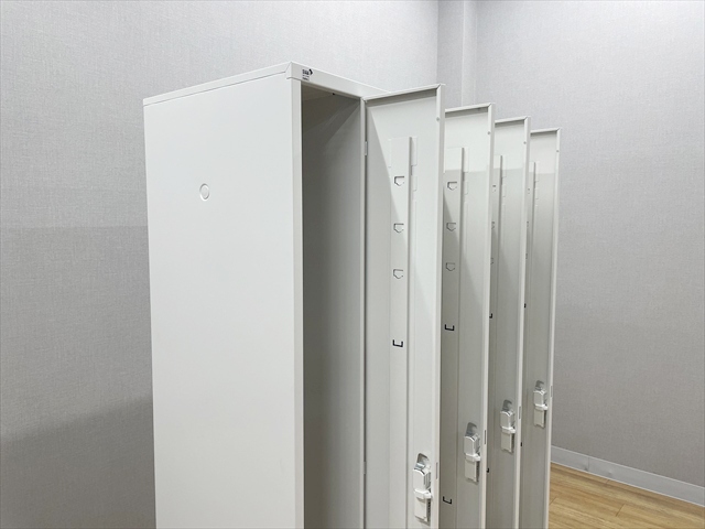 4�l�p���b�J�[�@AKL�^�@AKL-W4