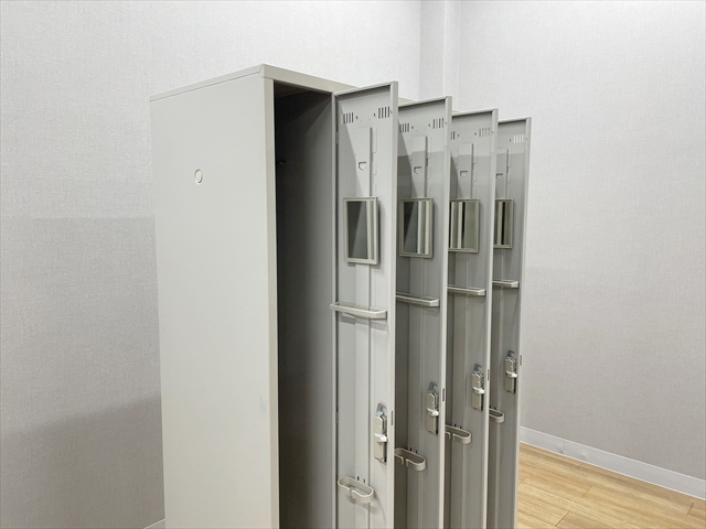 4�l�p���b�J�[�@LEO�@LE-4N