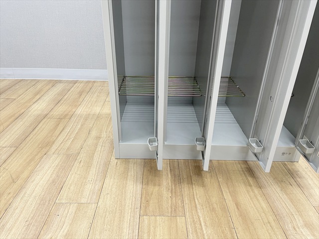 4�l�p���b�J�[�@LEO�@LE-4N