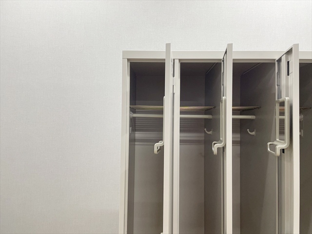 4�l�p���b�J�[�@LK�^�@LK-4F1T