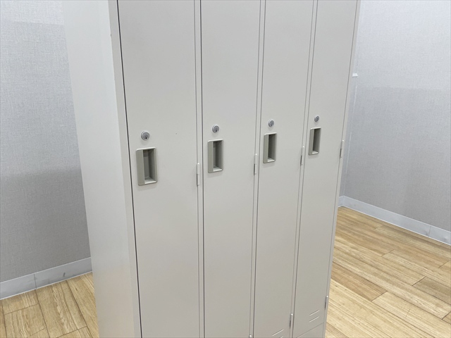 4�l�p���b�J�[�@LK�^�@LK-4F1T
