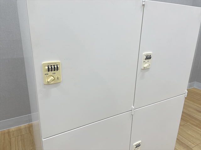 �y��n�ƍՁz4�l�p�p�[�\�i�����b�J�[�@2��2�i�@���N�g���C���@���o�C�����b�J�[�@�_�C�������@4B386YZA75