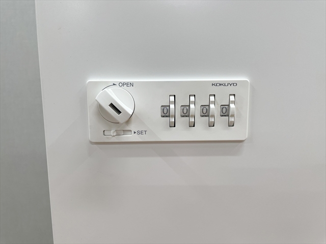 8�l�p�p�[�\�i�����b�J�[�@�G�f�B�A�@�I�[�g�_�C�������@ ���쐬�s�@BWU-RN82ADEM79SAWN