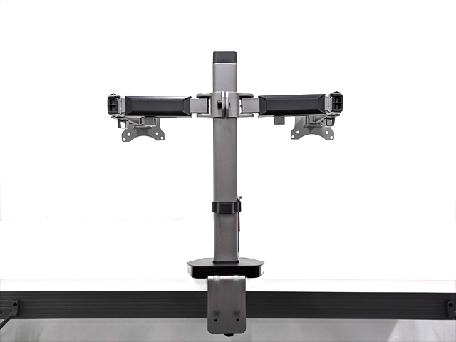 yOUTLETzj^[A[@֐߁@fAfBXvCΉ@CR-LA2002