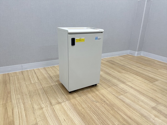 �I�t�B�X�Ƌ�  �V�����b�_�[�@NS�@�L���X�^�[�t�@NS-152CX 