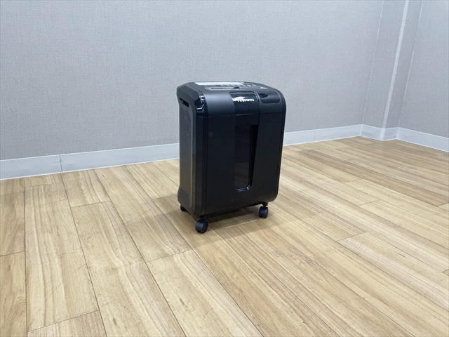 �I�t�B�X�Ƌ�  �V�����b�_�[�@CD�EDVD�ECARD�Ή��@�L���X�^�[�t�@84Ci-2 