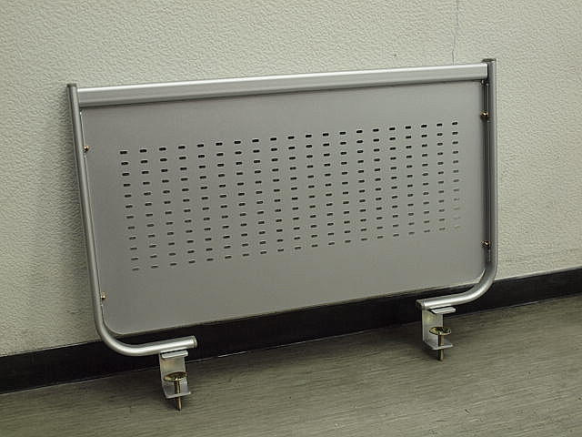 林製作所 デスクトップパネル/オフィス用品 〔スチールタイプ 幅140cm用〕 アイボリー YSP-S140IV 林製作所 デスクトップパネル（スチールタイプ） シルバー 通販 - アスクル