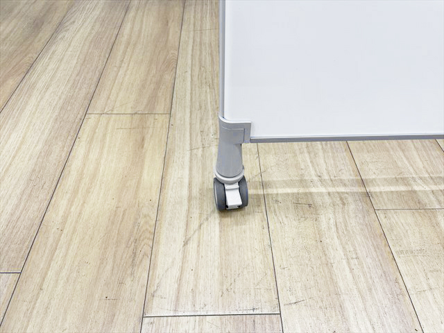 �����p�[�e�B�V�����@2�A�@�z���C�g�{�[�h�X�N���[���@�L���X�^�[�t�@�܂肽���݉@SNH-LP182WNN