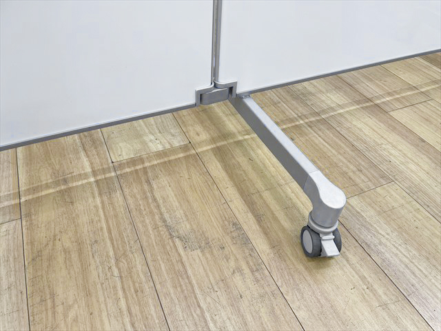 �����p�[�e�B�V�����@2�A�@�z���C�g�{�[�h�X�N���[���@�L���X�^�[�t�@�܂肽���݉@SNH-LP182WNN