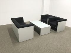 Cassina/�J�b�V�[�i �\�t�@�@4�_�Z�b�g�@�J�b�V�[�i�C�N�X�V�[�@�G�A�t���[��