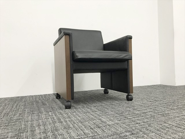 �y��n�ƍՁz�\�t�@�@4�_�Z�b�g�@�x���e�B�I�@�L���X�^�[�t