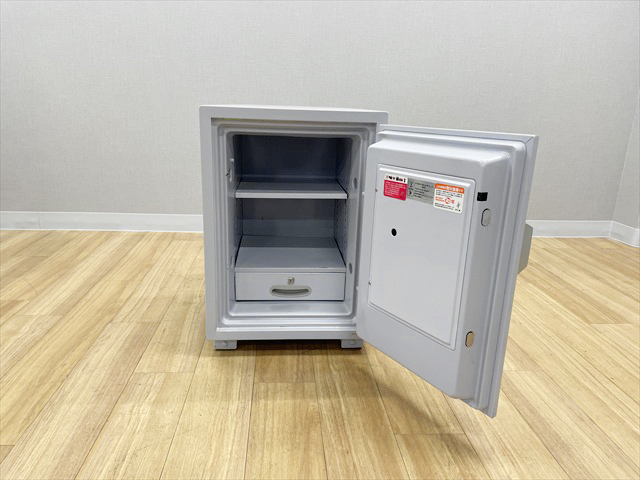 �ω΋��Ɂ@�_�C�������@�_�C���Z�[�t�@D70