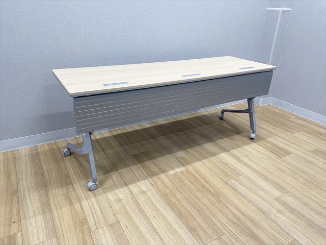 �t���b�v����c�e�[�u���@�J���h�[�@���t�@81F4FB MW22