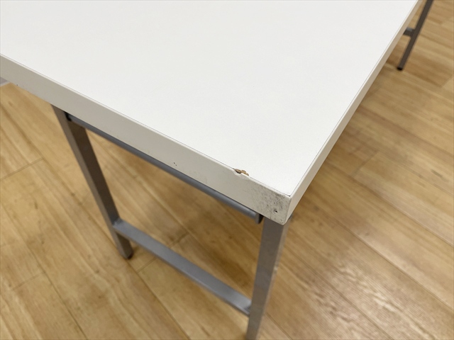 �r�܎���c�e�[�u���@�I�t