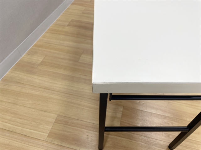 �r�܎���c�e�[�u���@�I�t