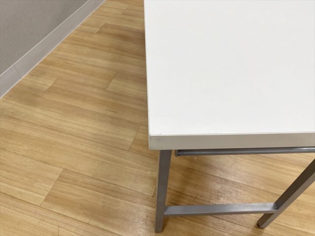 �r�܎���c�e�[�u���@�I�t