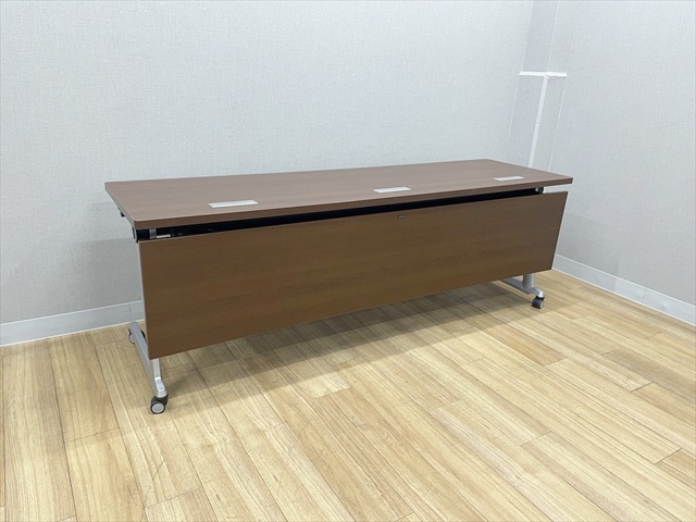 �t���b�v����c�e�[�u���@�G���K�X�^�@���t�@81E52G 3501