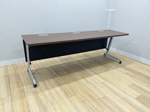 �t���b�v����c�e�[�u���@�G���K�X�^�@���t�@81E52G 3501