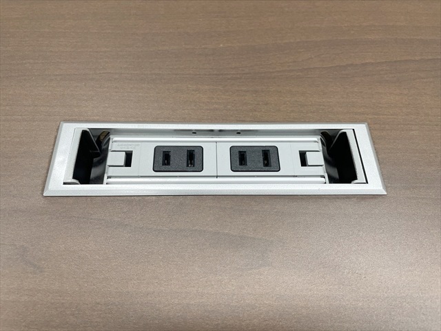 �t���b�v����c�e�[�u���@�G���K�X�^�@���t�@81E52G 3501