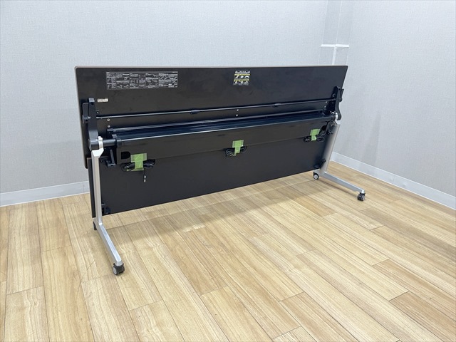 �t���b�v����c�e�[�u���@�G���K�X�^�@���t�@81E52G 3501