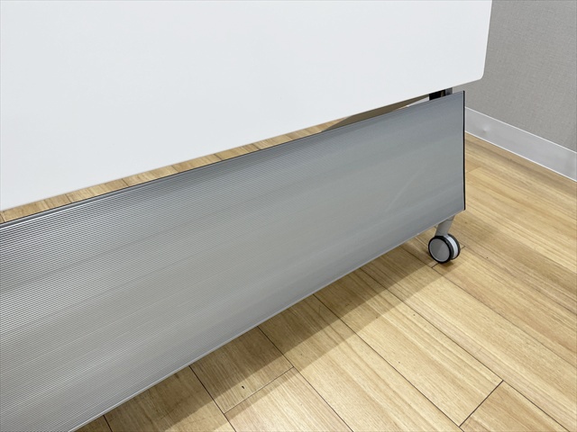 �t���b�v����c�e�[�u���@�C���^�[�A�N�gNT�@���t�@81B4JF MH47