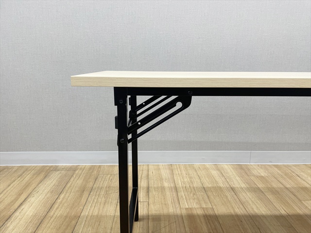 お譲りします！ 大人数用に！！ 折脚ローテーブル（中古・Aランク） 楽天市場】【中古】 ローテーブル 折りたたみ 折れ脚エッグ型フロア