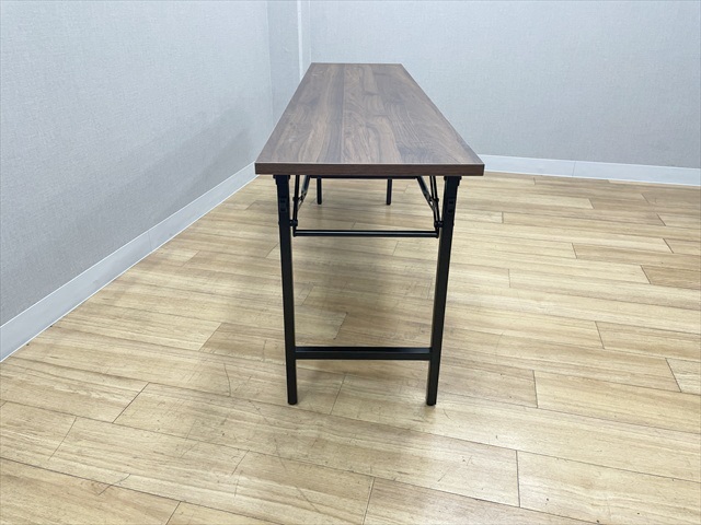 �r�܎���c�e�[�u���@�I�t