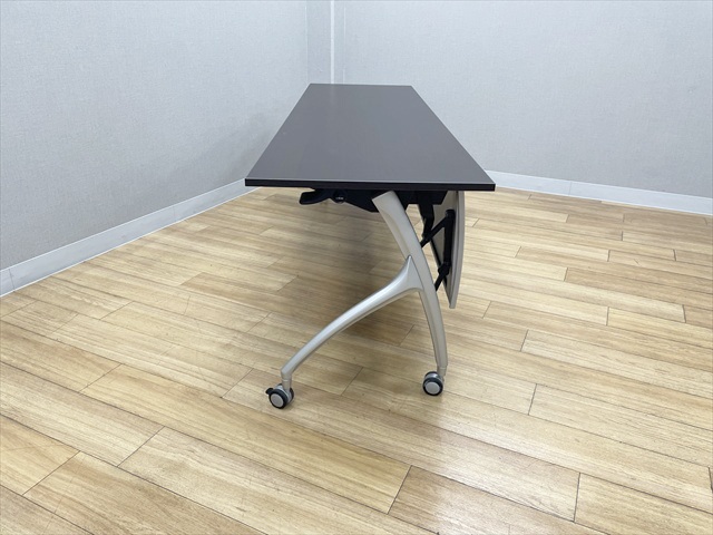 �t���b�v����c�e�[�u���@�����b�V��2�@���t
