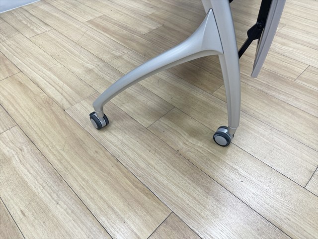 �t���b�v����c�e�[�u���@�����b�V��2�@���t
