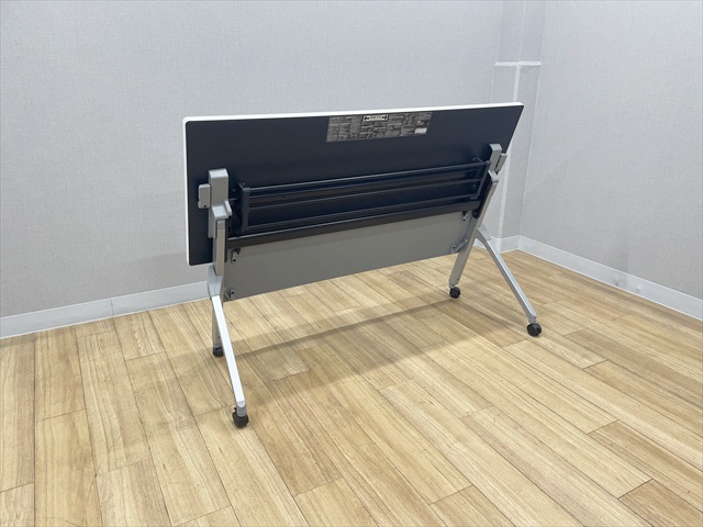 フラップ式会議テーブル フラプター 幕板付 81F1CD MG99[オカムラ