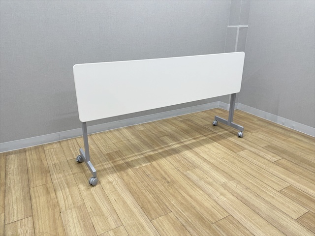 �t���b�v����c�e�[�u���@�����@�X�^�b�L���O�e�[�u��