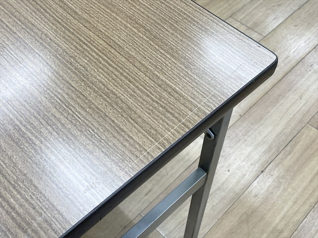 �r�܎���c�e�[�u���@�I�t