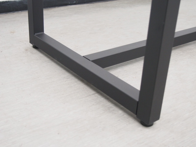 �n�C�e�[�u���@�A�X�v�����h�@�u���b�N�n�C�t���[���e�[�u��