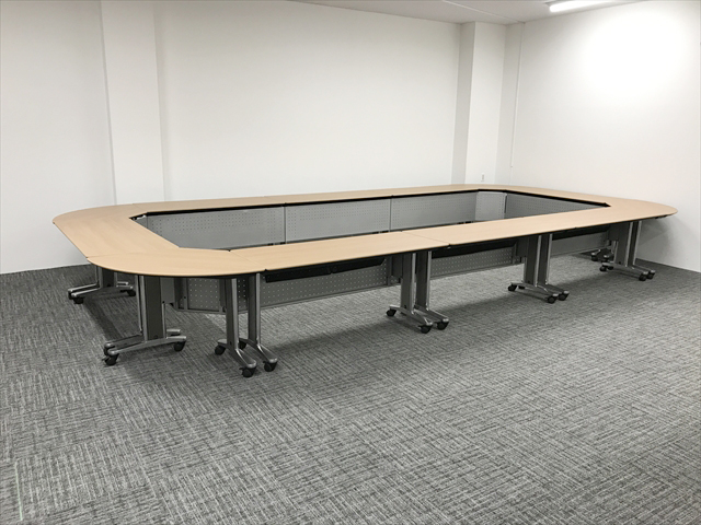 ~[eBOe[u@12_Zbg@i@C^[CX@LX^[t