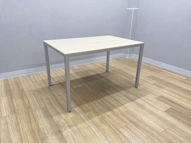 ItBXƋ  ~[eBOe[u@i@4L13@4L13FB MR67 