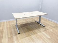 �I�J���� �~�[�e�B���O�e�[�u���@�����i�@DL781J 5220