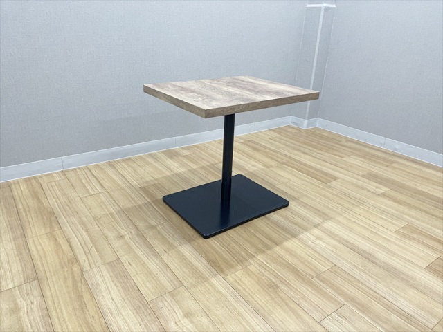 �I�t�B�X�Ƌ�  �~�[�e�B���O�e�[�u���@�����i�@�A���g�s�A�b�c�@�@�J�t�F�e�[�u���@MB521G MW72 