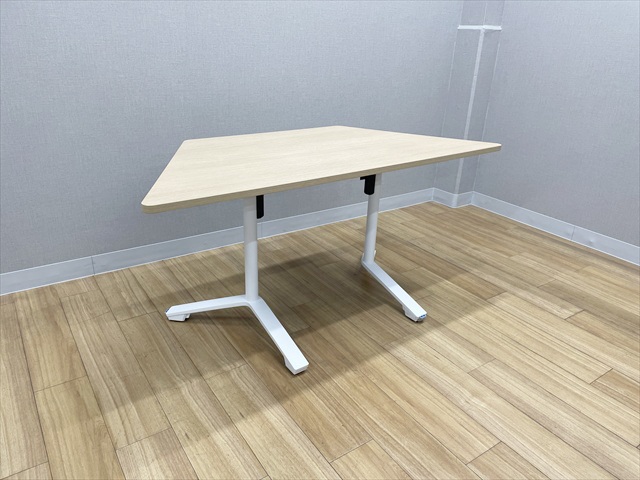 ID:G914343　ミーティングテーブル ミーティングテーブル ニシキ工業 固定脚会議テーブル 【通販モノタロウ】