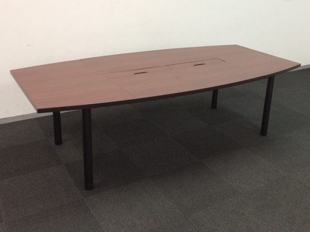 �~�[�e�B���O�e�[�u���@�A�[���E�G�t�E���}�J���@���j�b�g����c�e�[�u���@4���V��