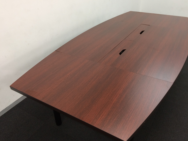 �~�[�e�B���O�e�[�u���@�A�[���E�G�t�E���}�J���@���j�b�g����c�e�[�u���@4���V��