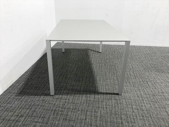 ~[eBOe[u@i@CNXV[@GA[t[@3004 VD