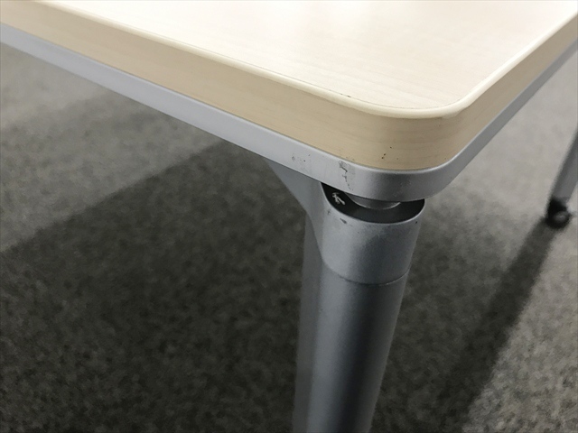 ~[eBOe[u@vg@pe[u@[N\[g@LX^[t@SDT-WS1212P1M