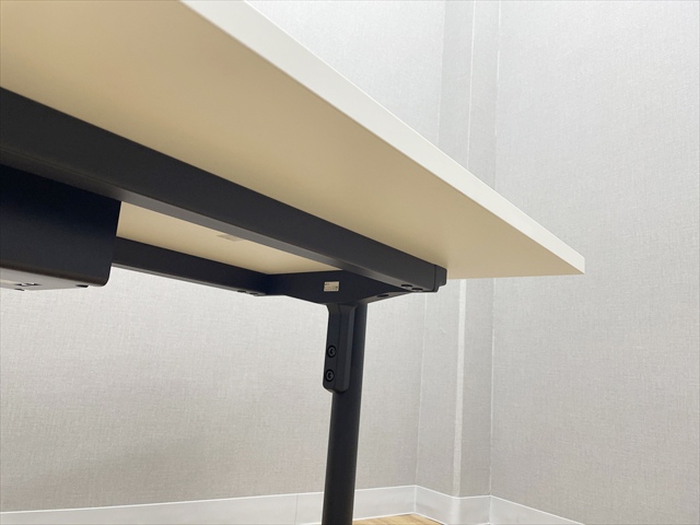 �~�[�e�B���O�e�[�u���@�����i�@�r�G�i�@�V�Œ�ET���r�^�C�v�@MTT-V157BMAW