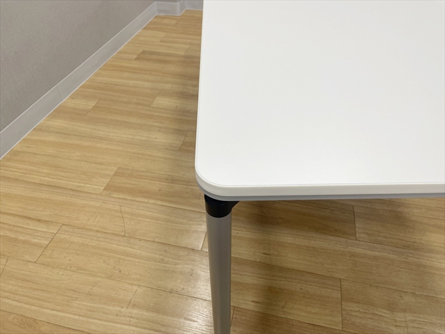 �~�[�e�B���O�e�[�u���@�����i�@BT-500�@4�{�r�^�C�v�@BTT-506PAW